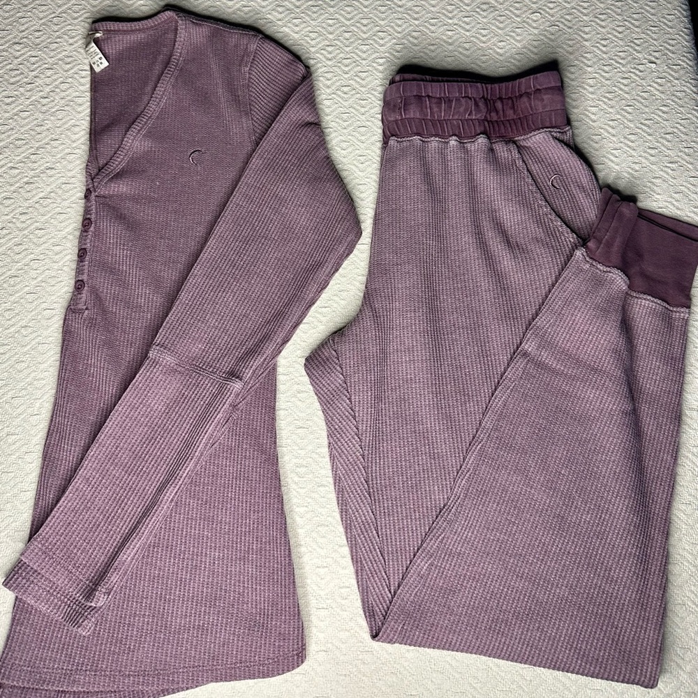 Zyia Thermal Lounge Set in a Heather Purple, Women’s Size Large